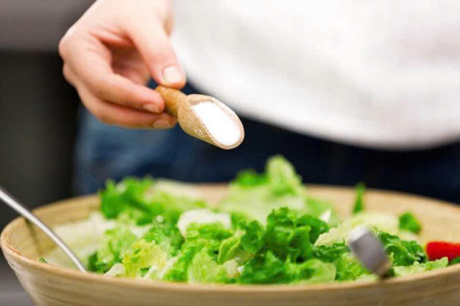 Muối – gia vị quen thuộc, dùng đúng để bảo vệ sức khỏe